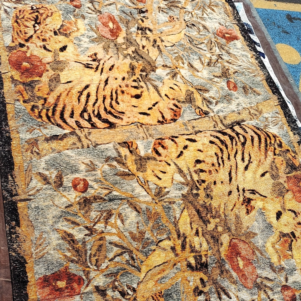 New rugs 5x8s